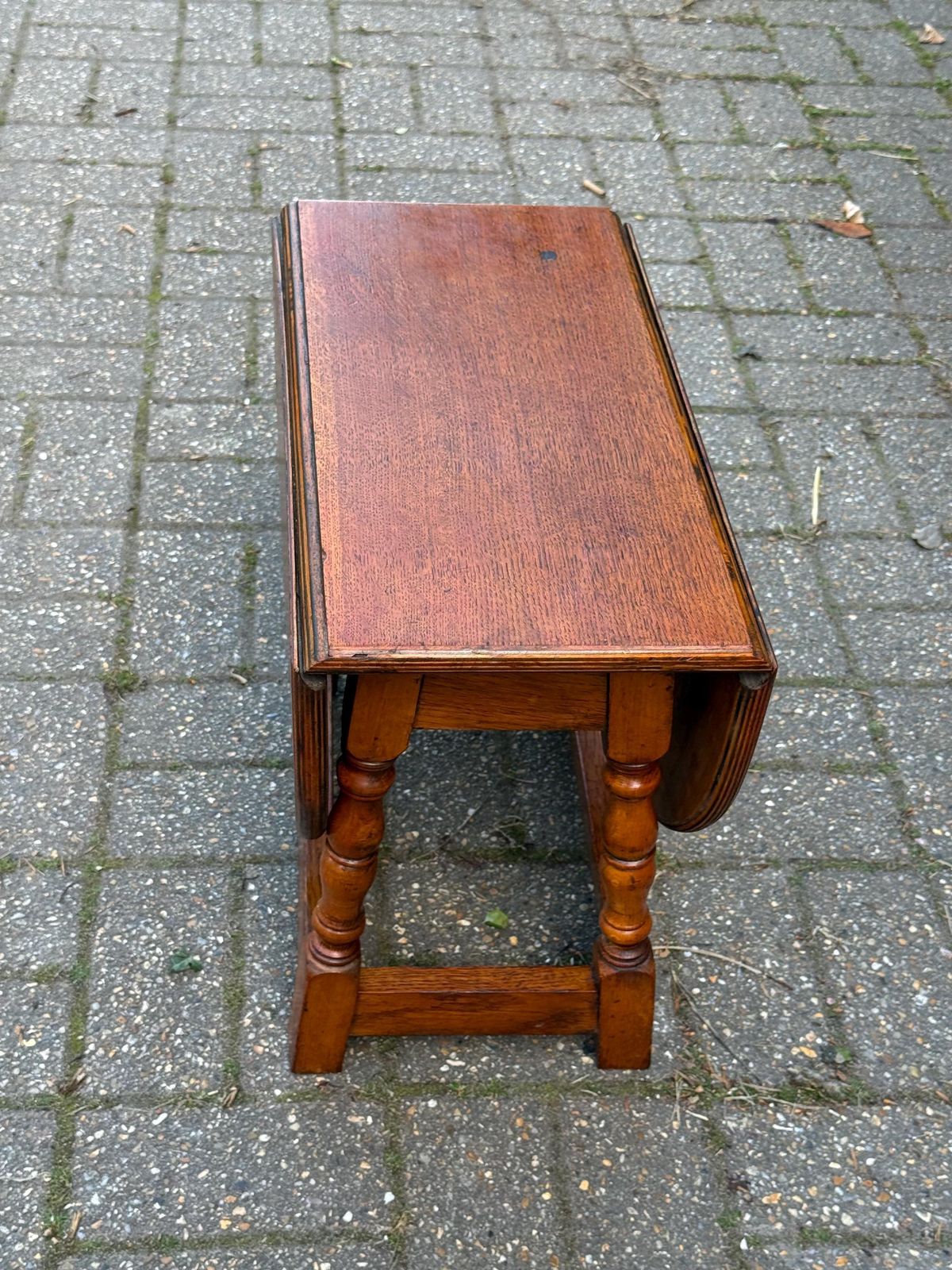Vintage Oak Drop Leaf Table With Inlaid Edge Detail Turned Legs Farmhouse Style photo buy