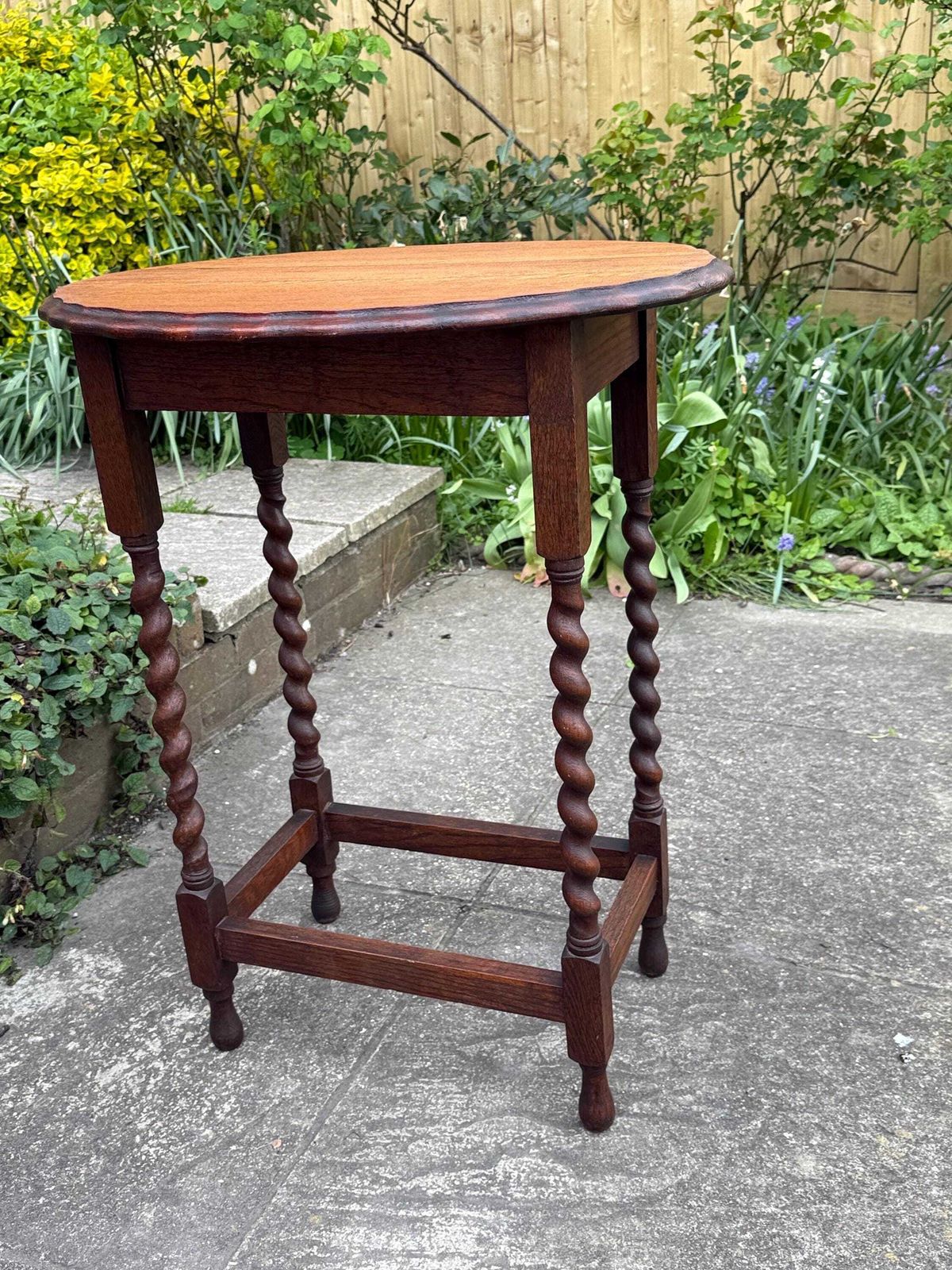Vintage Oak Barley Twist Side Table, Bobbin Leg Occasional Table photo Furniture