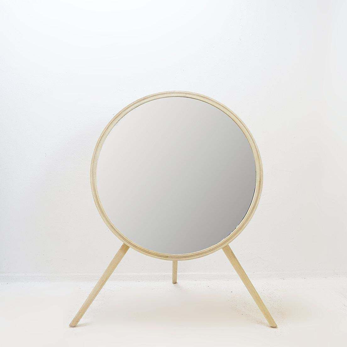Round Tripod Floor Mirror In Whitewashed Wood: ø 85cm H: 114cm photo vinterior