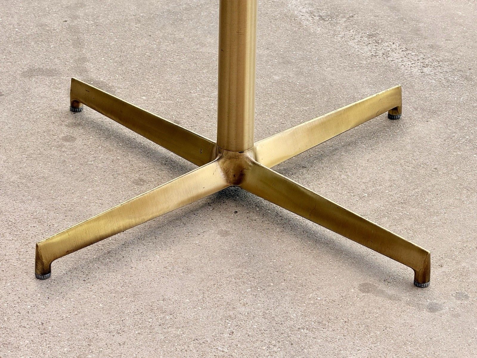 Pedrali Italy Modern Side Table Mahogany Finish & Antique Brass 4 Star Base photo 245.0