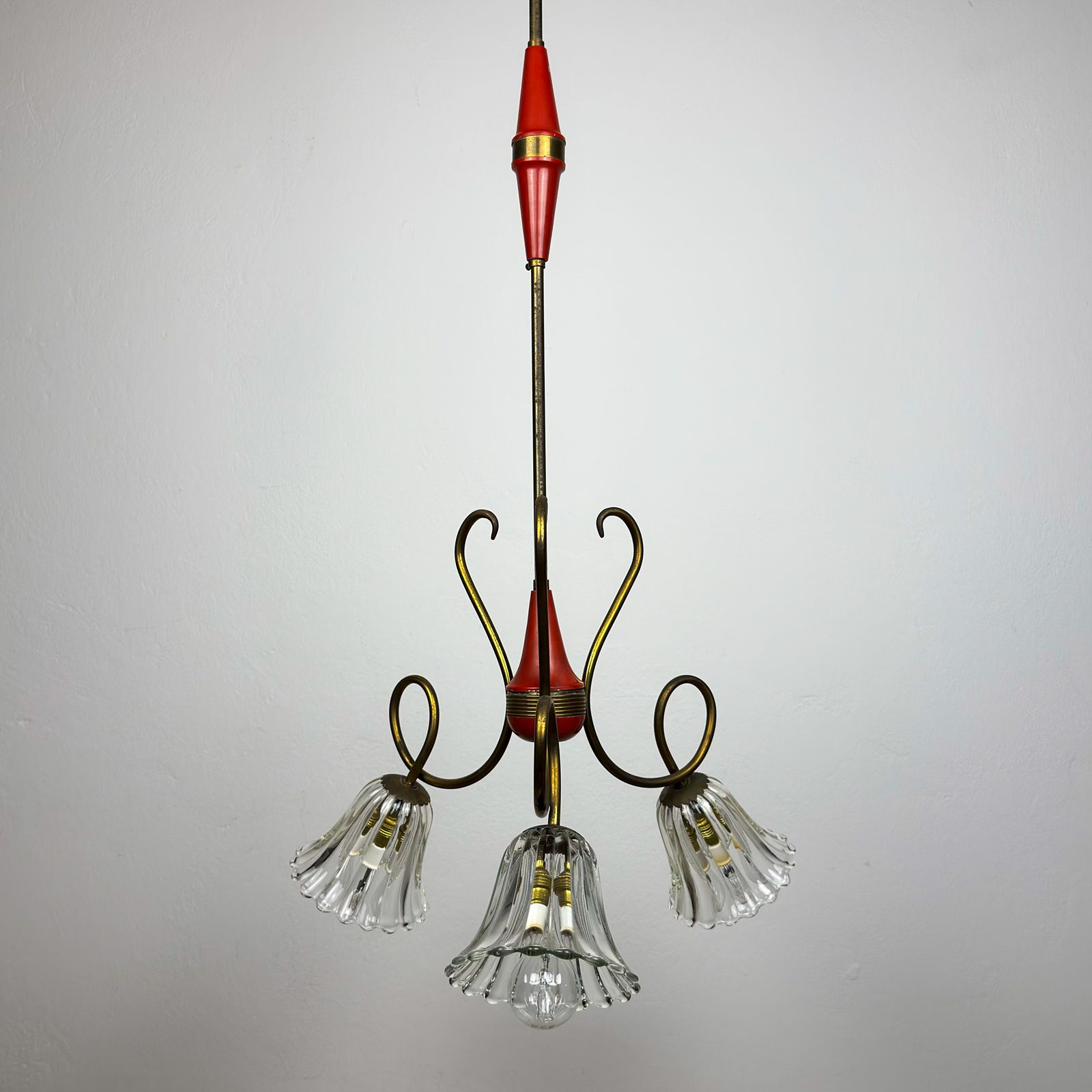 photo furniture Vintage Murano Glass And Brass Chandelier, Italy 1950s