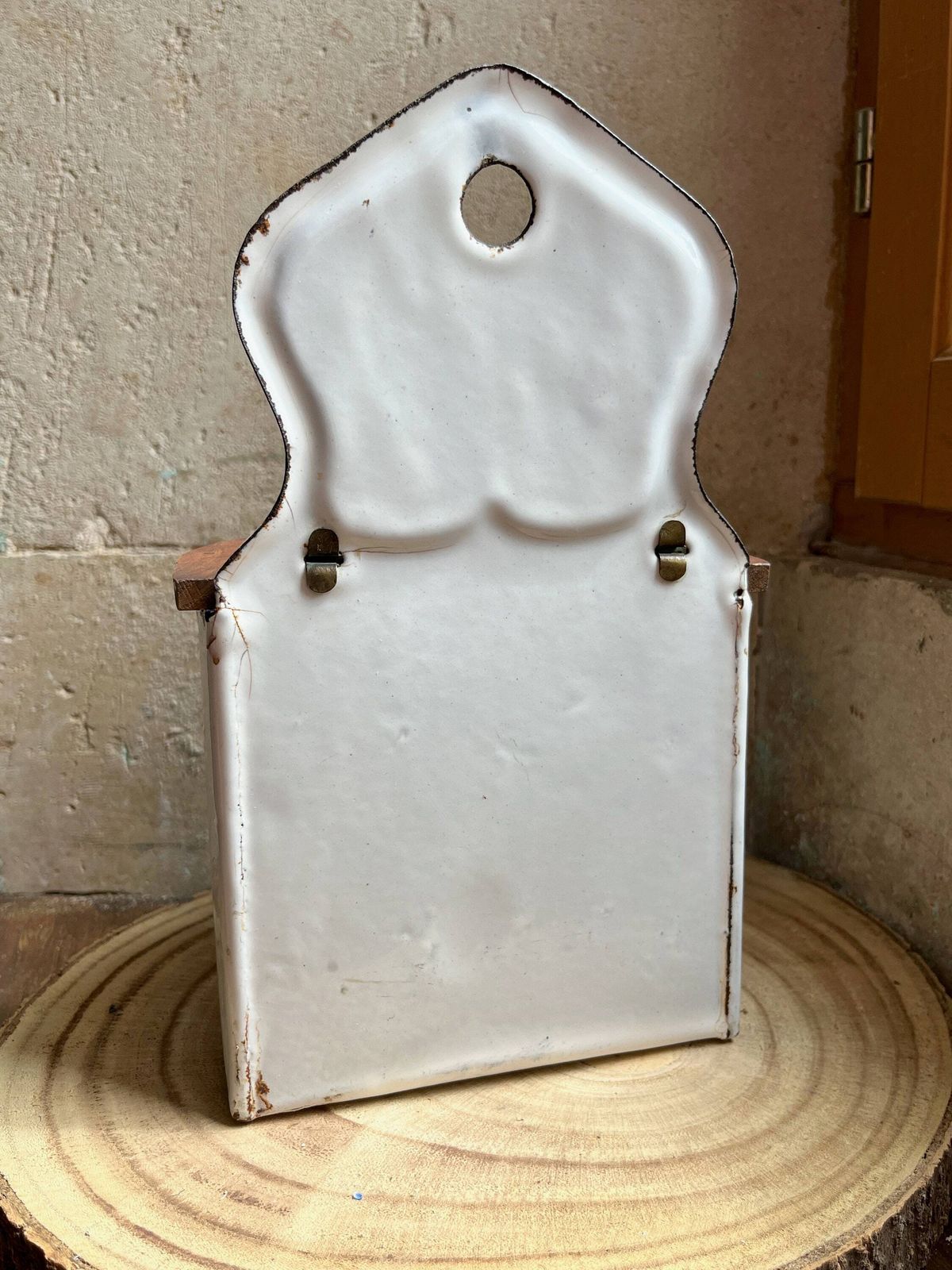 photo for sale Boîte à sel vintage en émail, style français
