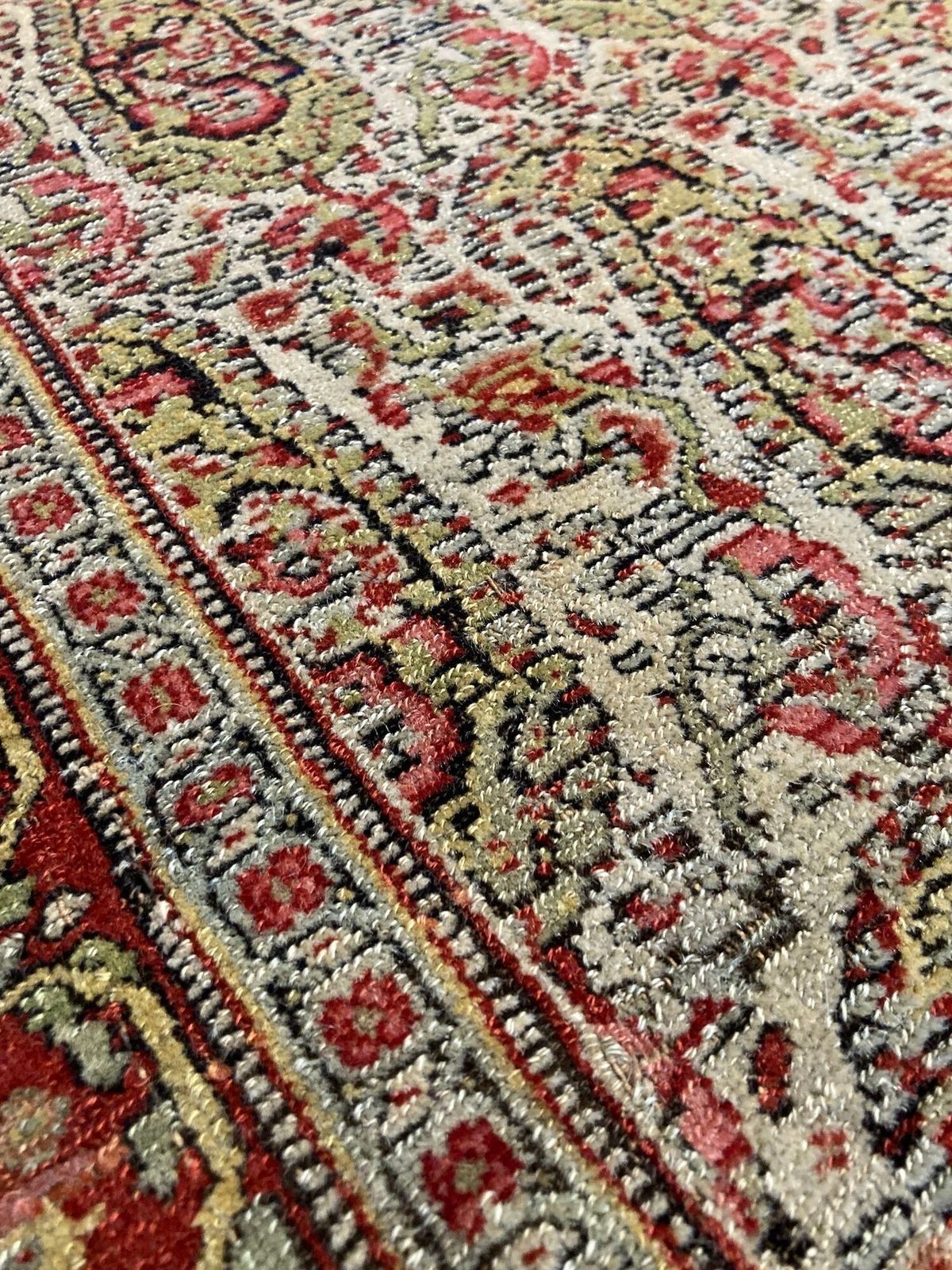 3900.0 Antique Senneh Rug 2.02m X 1.36m photo