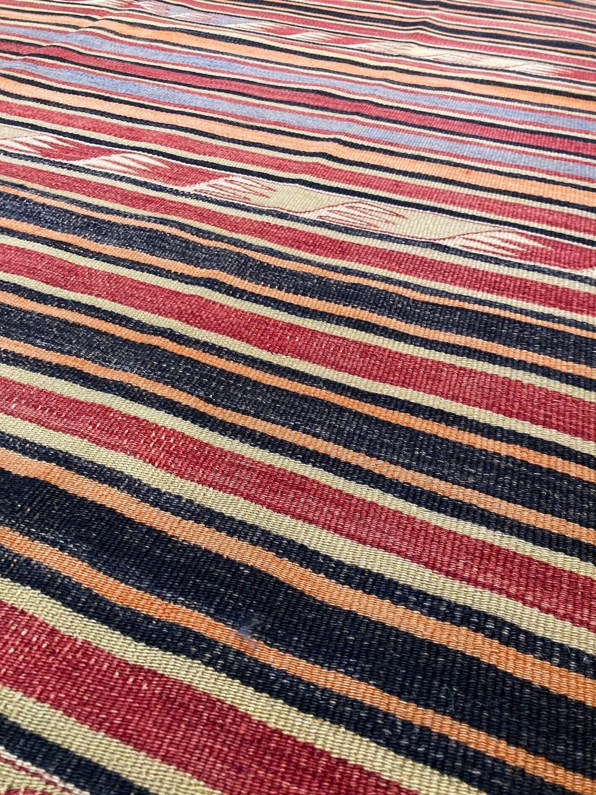 Vintage Anatolian Kilim 1.80m X 1.51m photo vinterior