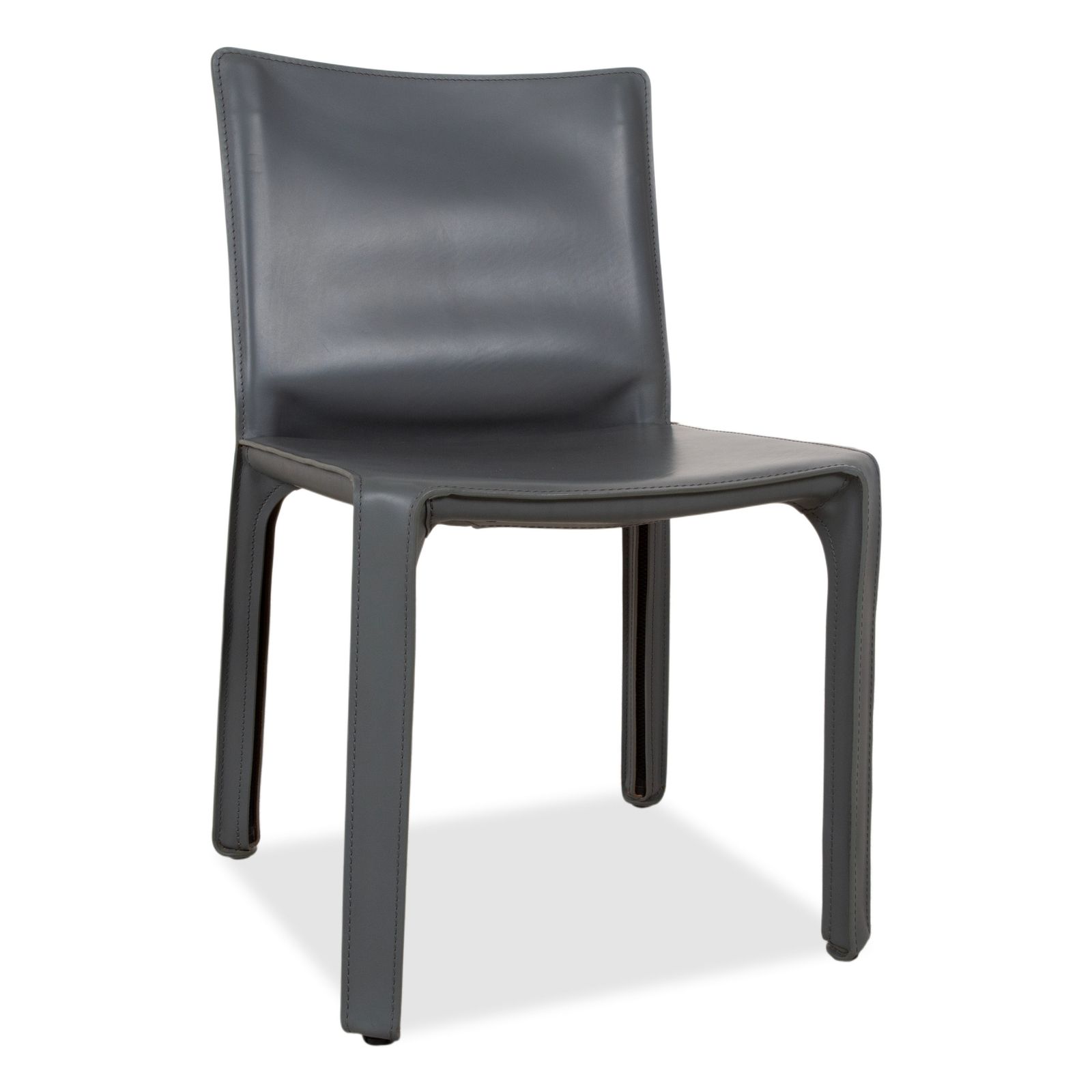 Lot de 4 chaises Cassina Cab 413 en cuir gris, Core Leather, par Mario Bellini photo Mobilier