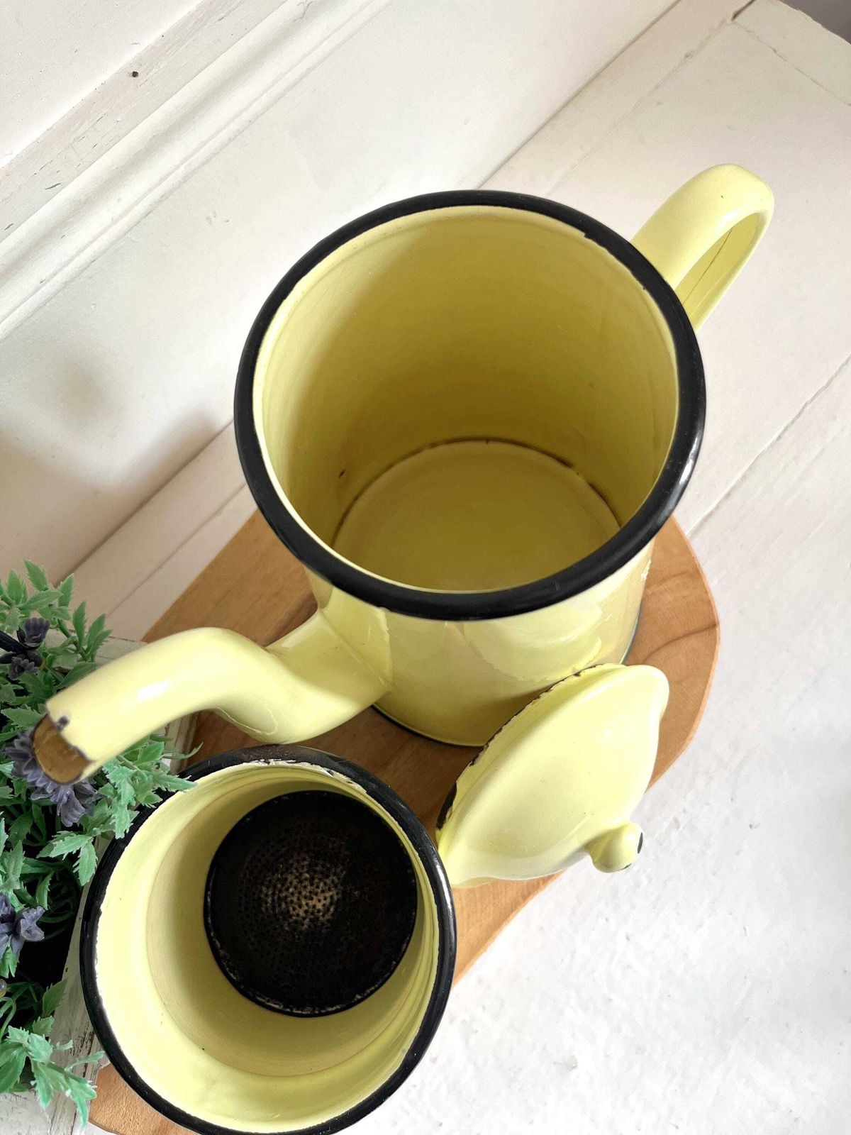 Vintage French Cream Enamel Cafetiere, Coffee Maker, Enamelware photo vinterior