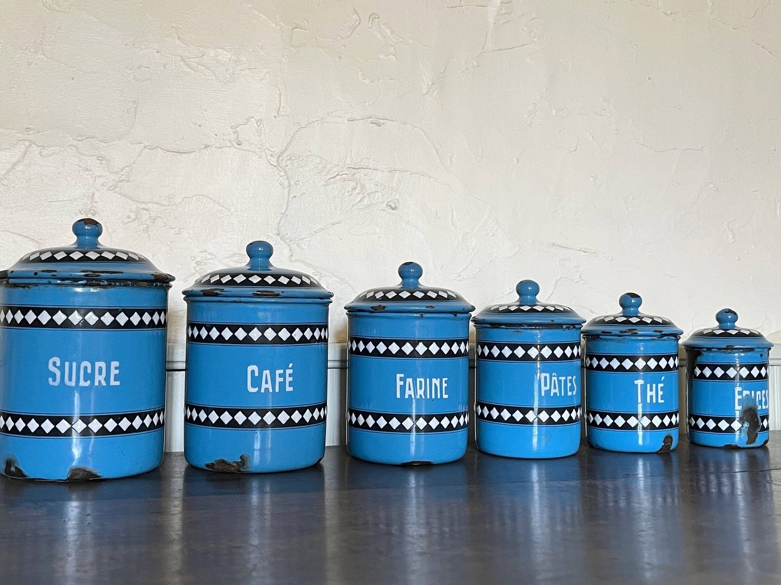 6 boîtes de cuisine d'époque en émail français, Duco Bgb photo vintage