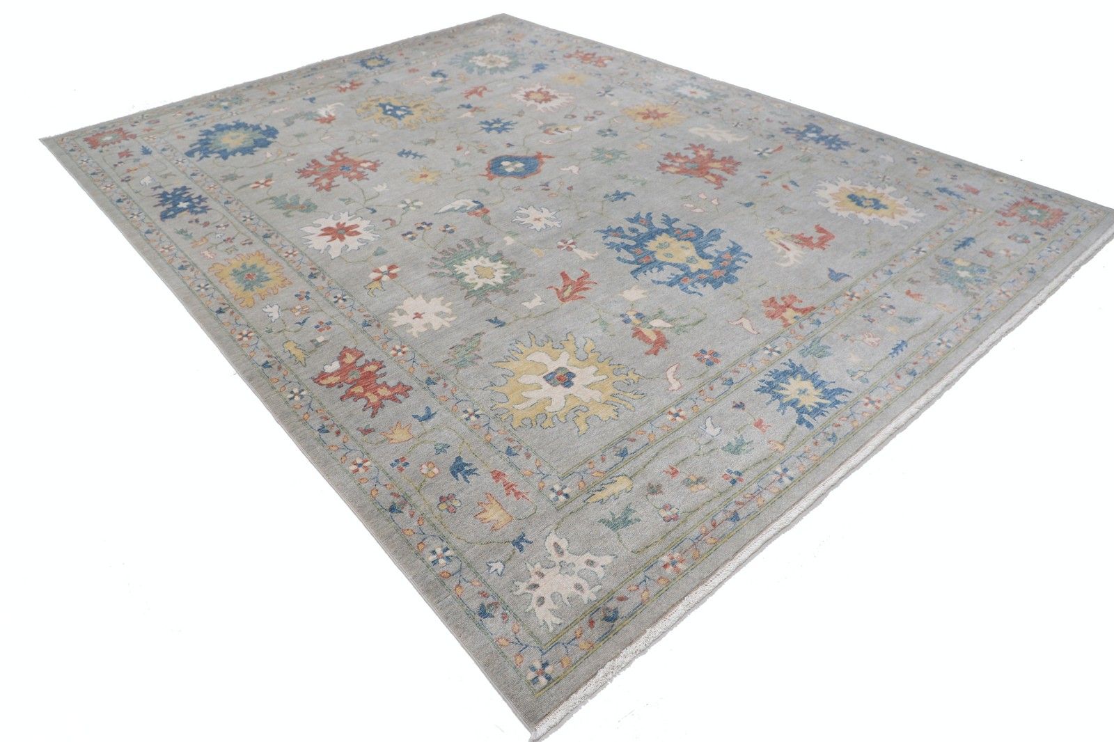 Tapis turc contemporain en laine, motifs floraux Oushak, 270 x 361 cm (8'10" x 11'10") photo furniture