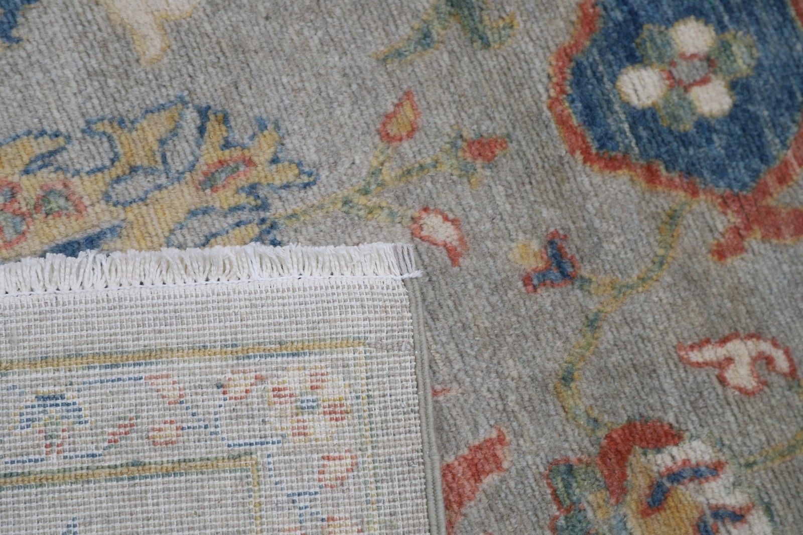 2'5"X3'11" Modern Turkish Rug, Floral Patterned Oushak Accent Rug For Bedroom photo 277.0