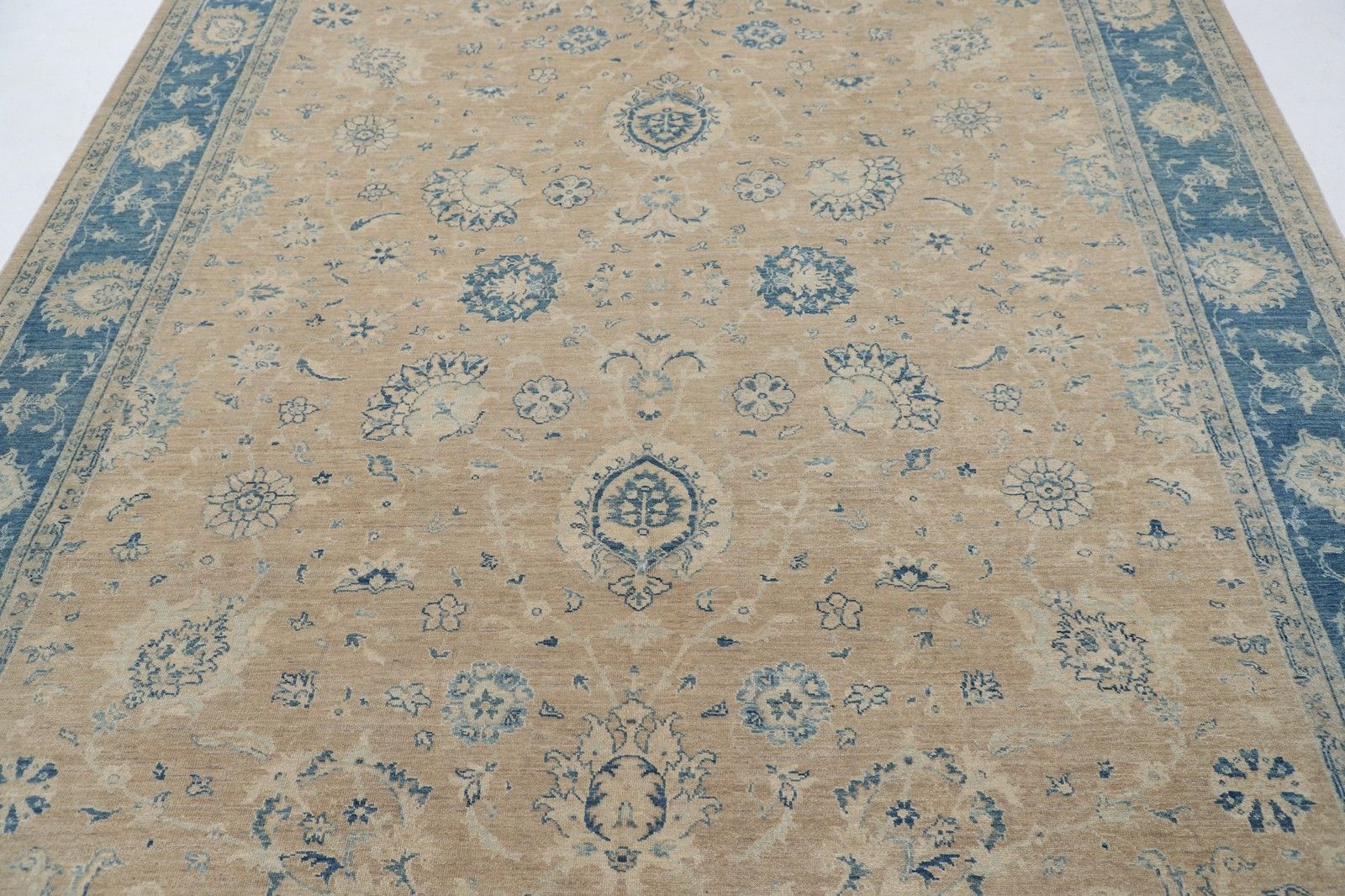 8x9,7 ft Handgeknoopt Bloemen Vloerkleed, Beige en Lichtblauw Vloerkleed, Oushak Tapijt photo for sale