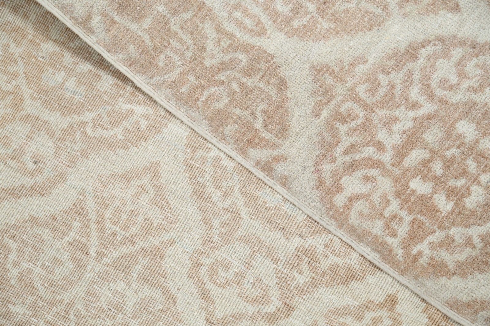 Tapis à nœuds mains 268 x 343 cm, beige, motif treillis ornemental photo buy