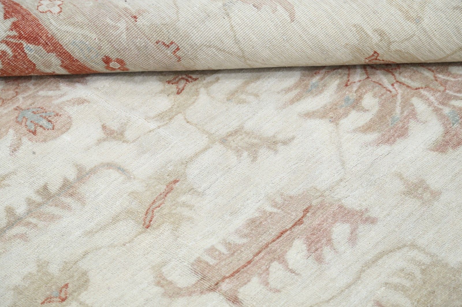 Grand tapis à motifs floraux noué à la main, champ ivoire et bordure rouge, 9,8 x 11,2 ft photo 5373.0