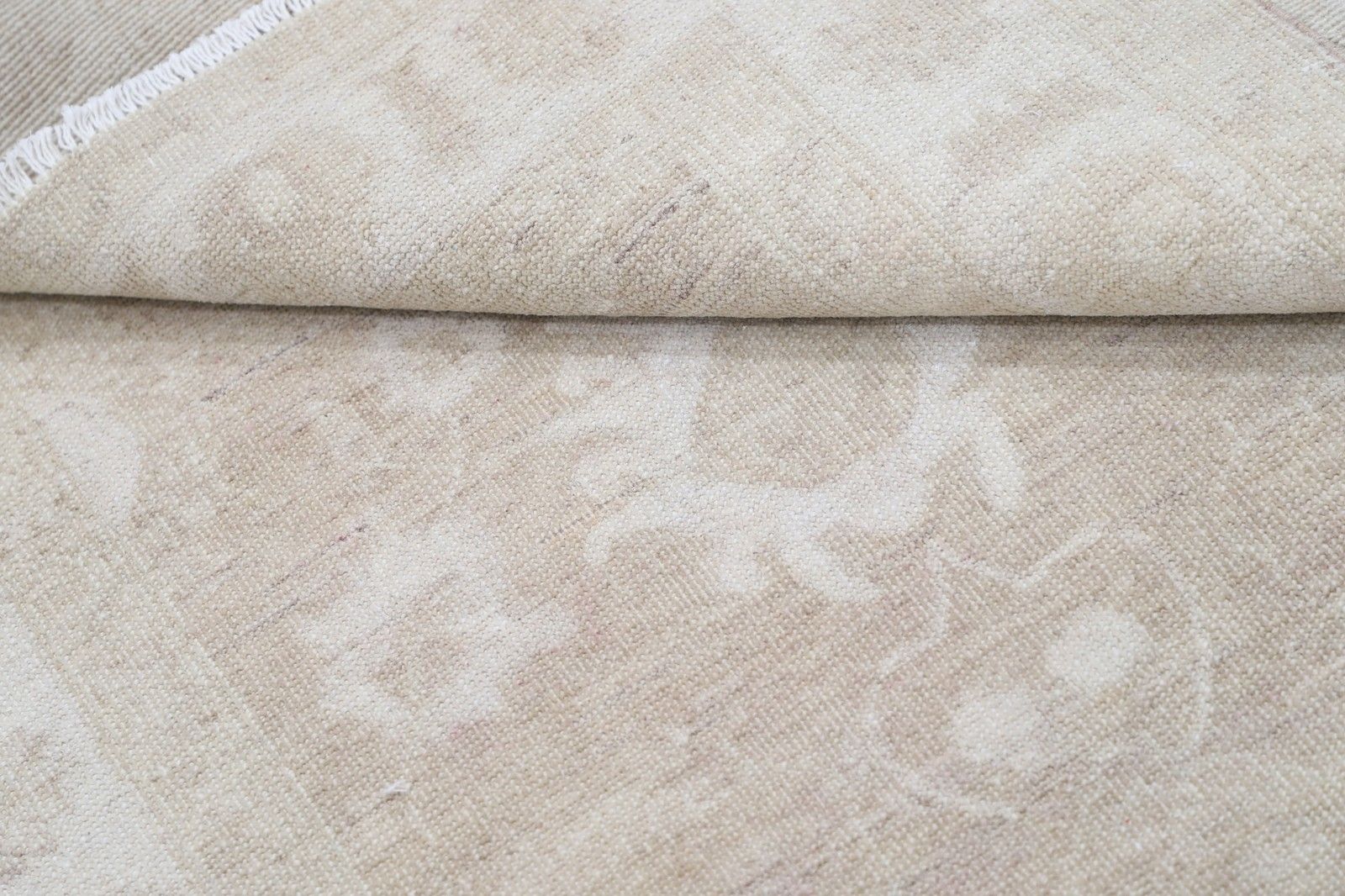 3x5 Ft Hand Knotted Beige Accent Rug. Traditional Bedside Rug. Floor Covering photo Textiles