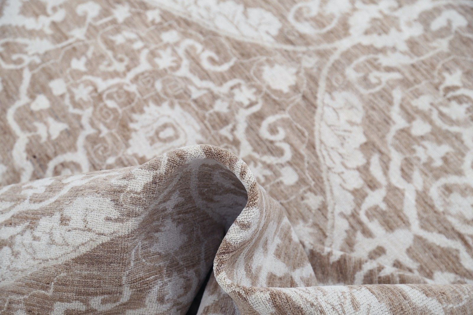 8.3x10.3 Ft Hand Knotted Taupe & Ivory Area Rug With Repeating Medallion Pattern photo vinterior