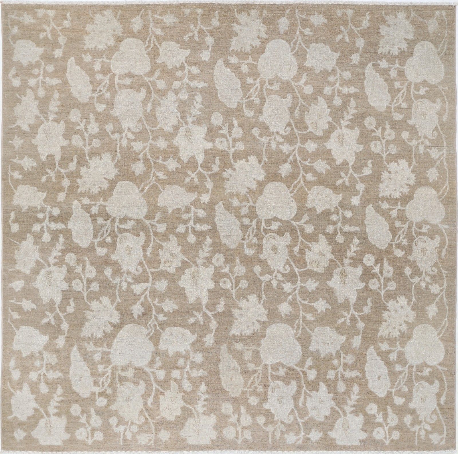 Handgeknoopt bloementapijt met botanisch rankenmotief, beige en bruin, 207 x 204 cm
