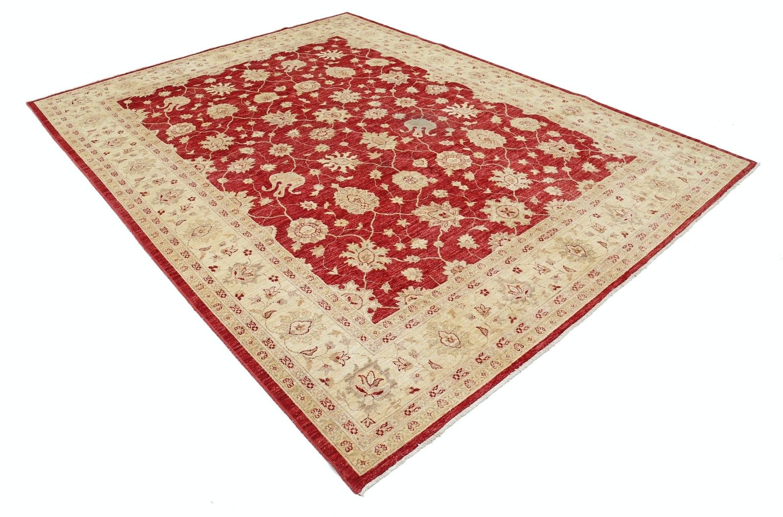 Tapis de sol turc noué à la main, motif floral, fond rouge et bordure ivoire, 2,39 x 3,13 m photo furniture