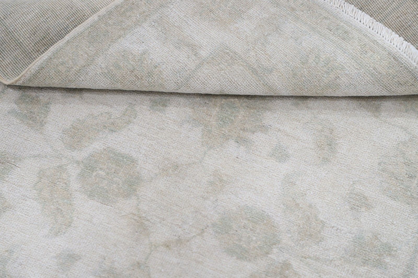 3x4,7 ft traditioneel handgeknoopt accentkleed voor entree. Beige nachtkastkleed photo Textiel