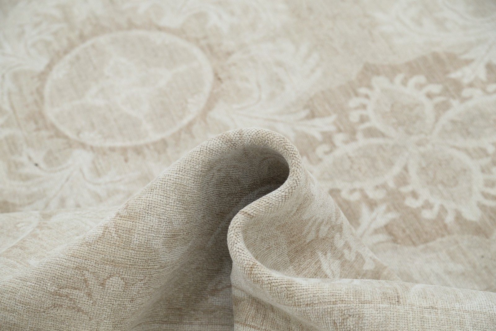 9x11.7 Ft Handmade Beige Rug Made Of Wool. Trellis Design Carpet For Living Room photo vinterior