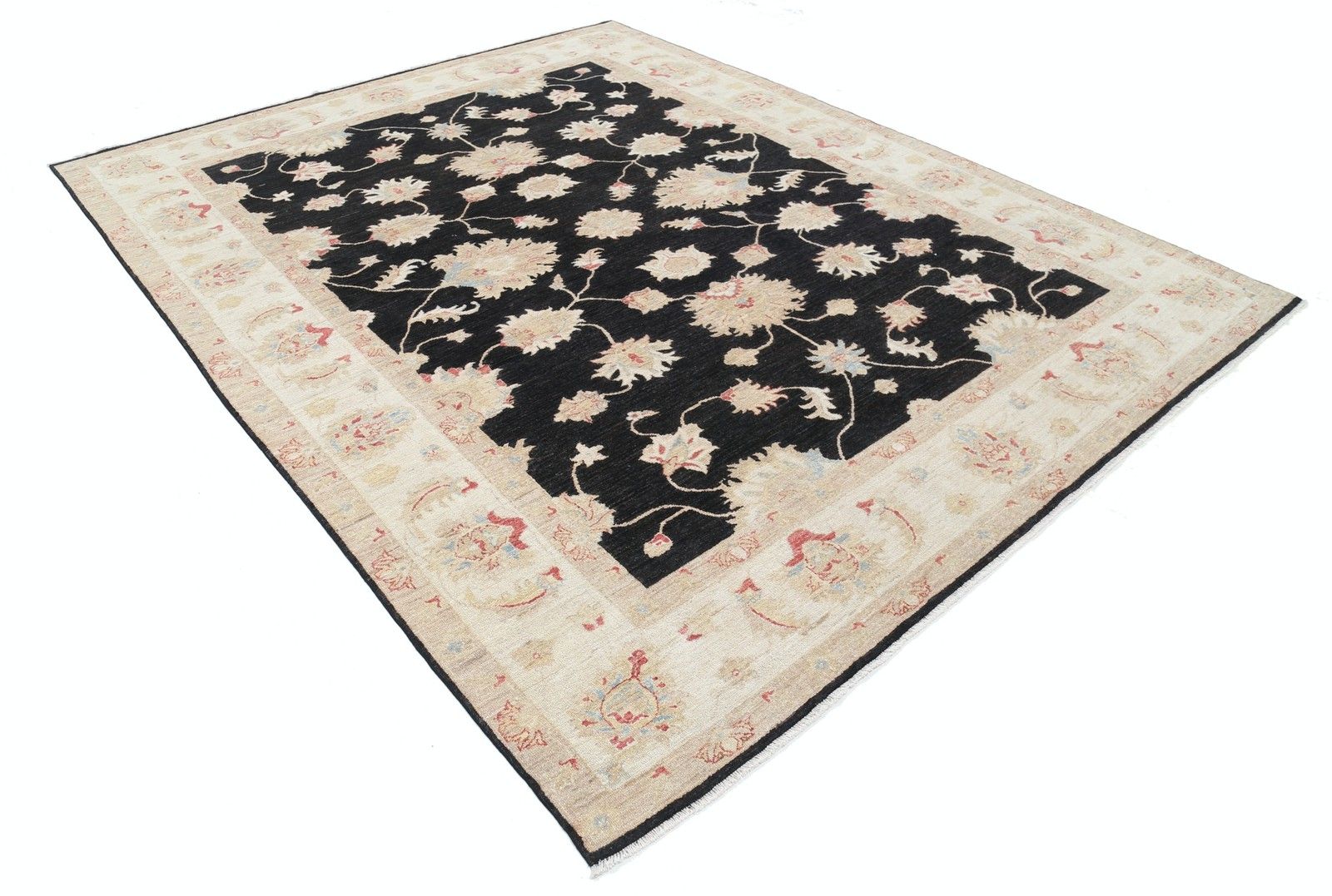 8x9.8 Ft Hand Knotted Floral Area Rug In Black And Ivory. 100% Wool Carpet photo furniture