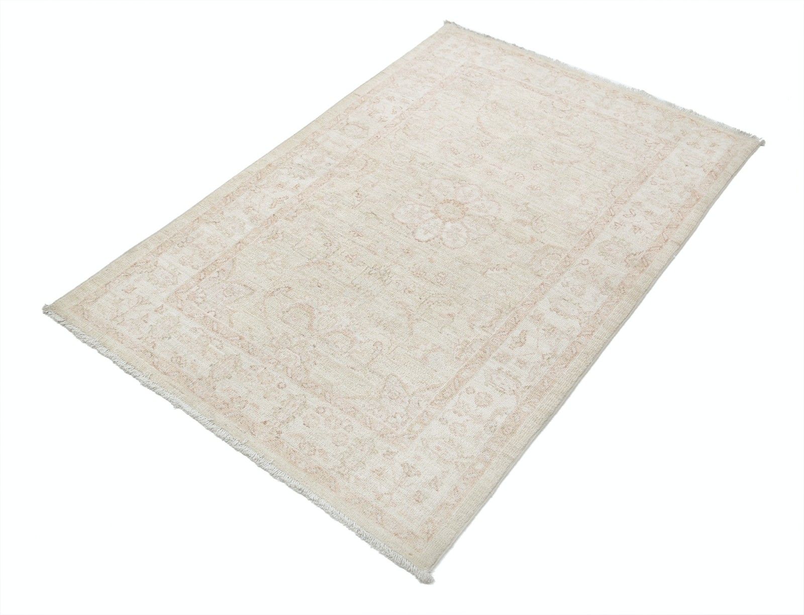 Tapis d'appoint noué à la main 97 x 148 cm, en laine à motifs floraux dans des tons doux photo for sale