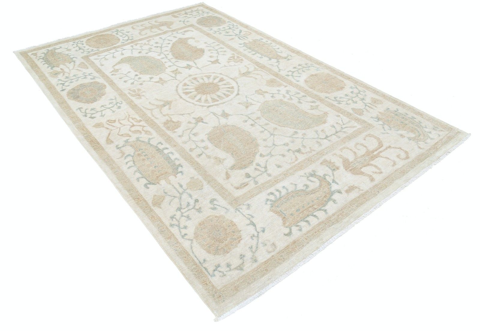 5,8 x 8,6 ft Handgeknoopt wollen vloerkleed in beige en lichtblauw. Turks botanisch tapijt photo furniture