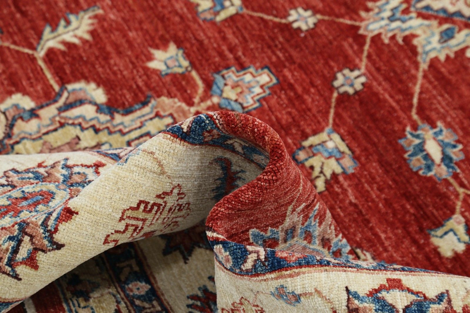 Tapis de sol artisanal 8,4 x 11,5 ft en rouge et beige, à motifs floraux en laine photo vinterior