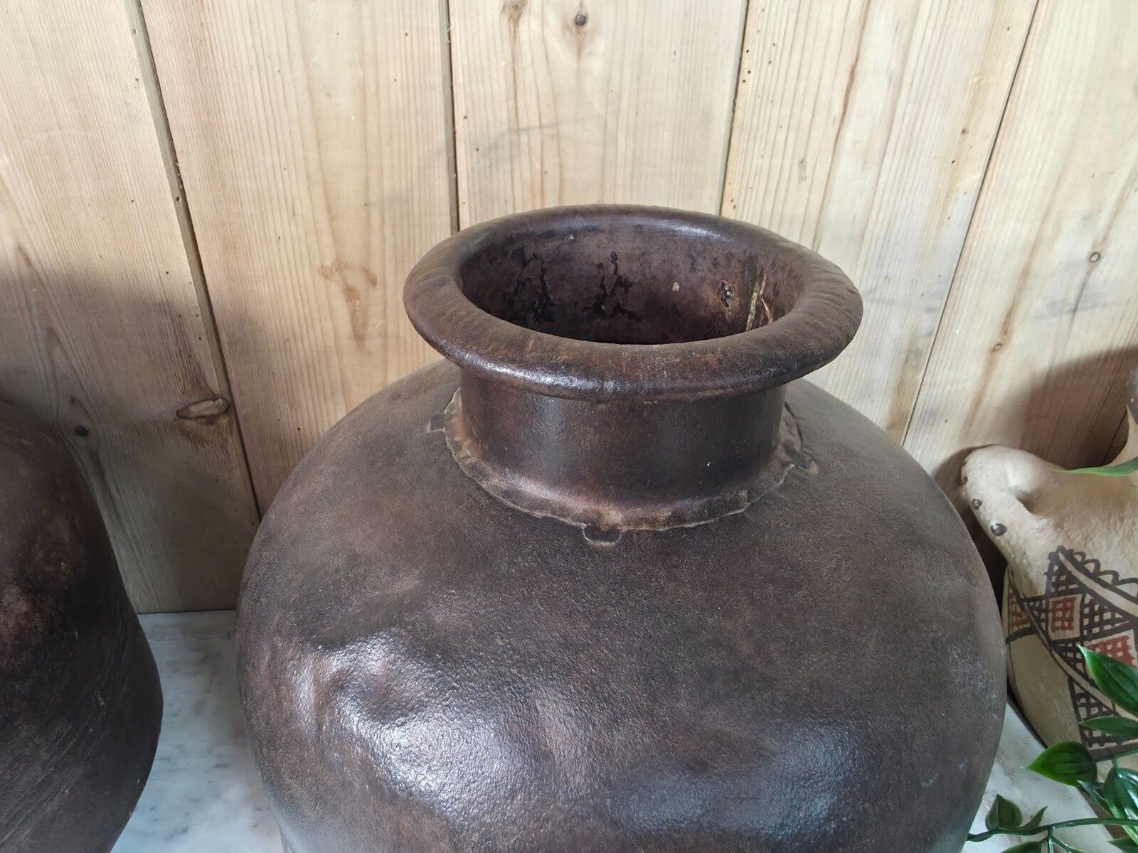 Old Vintage Rustic Wabi Sabi Heavy Duty Metal Iron Indian Water Pot Vase Carrier photo 52.0