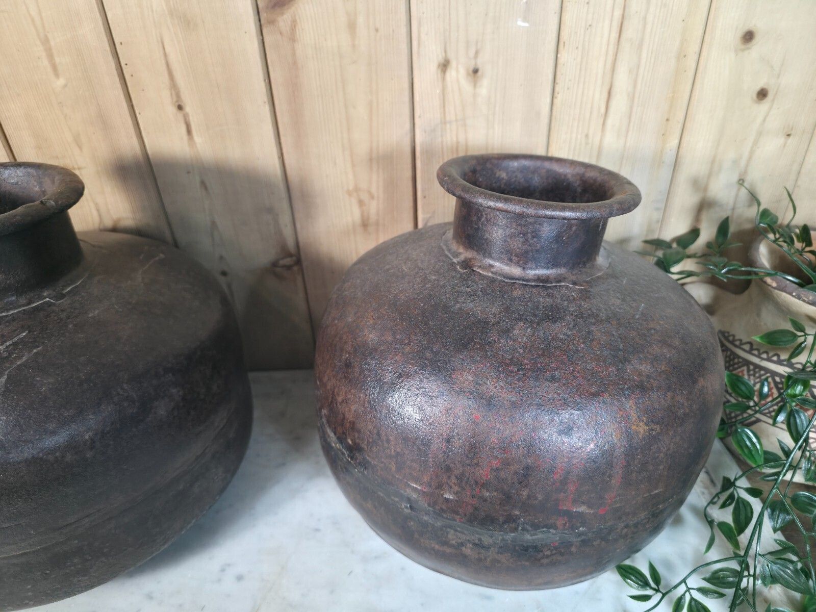 Old Vintage Rustic Wabi Sabi Heavy Duty Metal Iron Indian Water Pot Vase Carrier photo vinterior