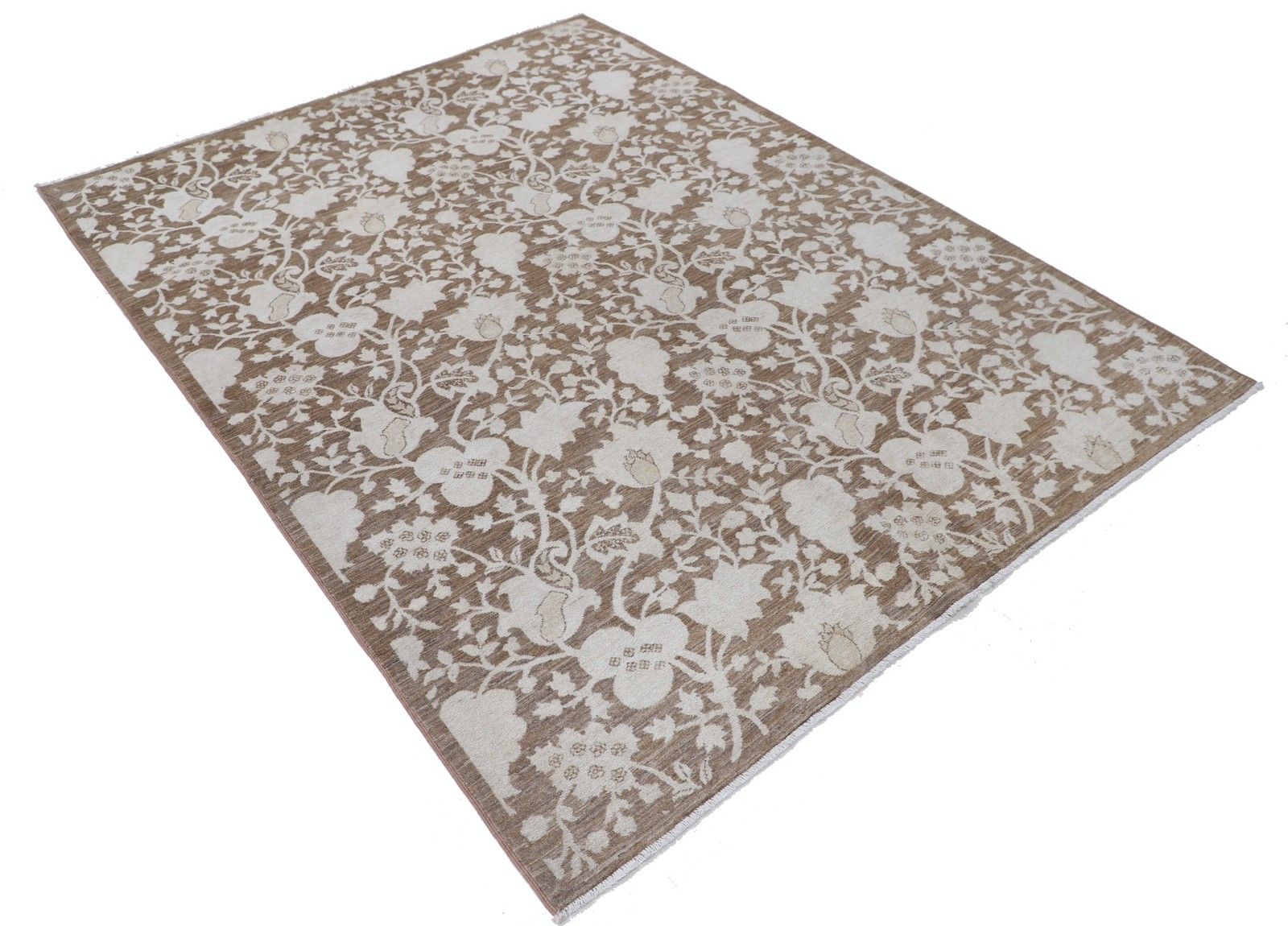 Tapis noué à la main 166 x 227 cm, motif floral sur fond brun et ivoire photo furniture