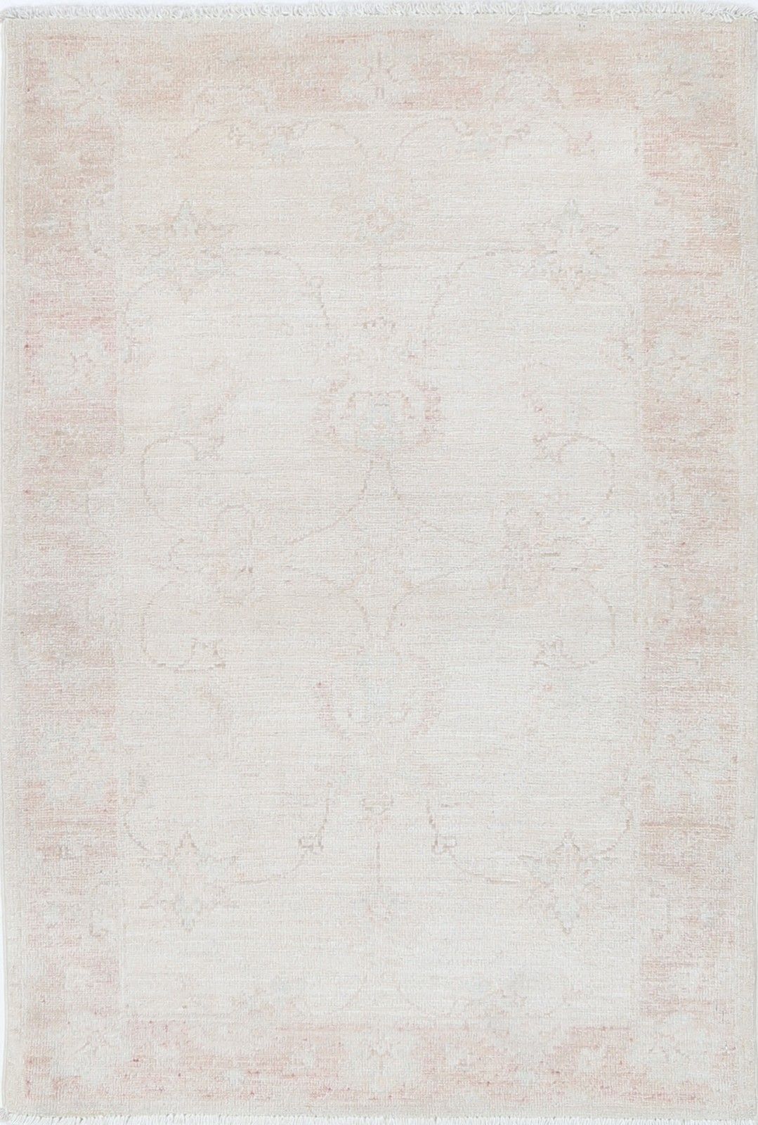 2.6x3.8 Ft Traditional Beige Oushak Rug. Hand Knotted Accent Rug For Home Decor