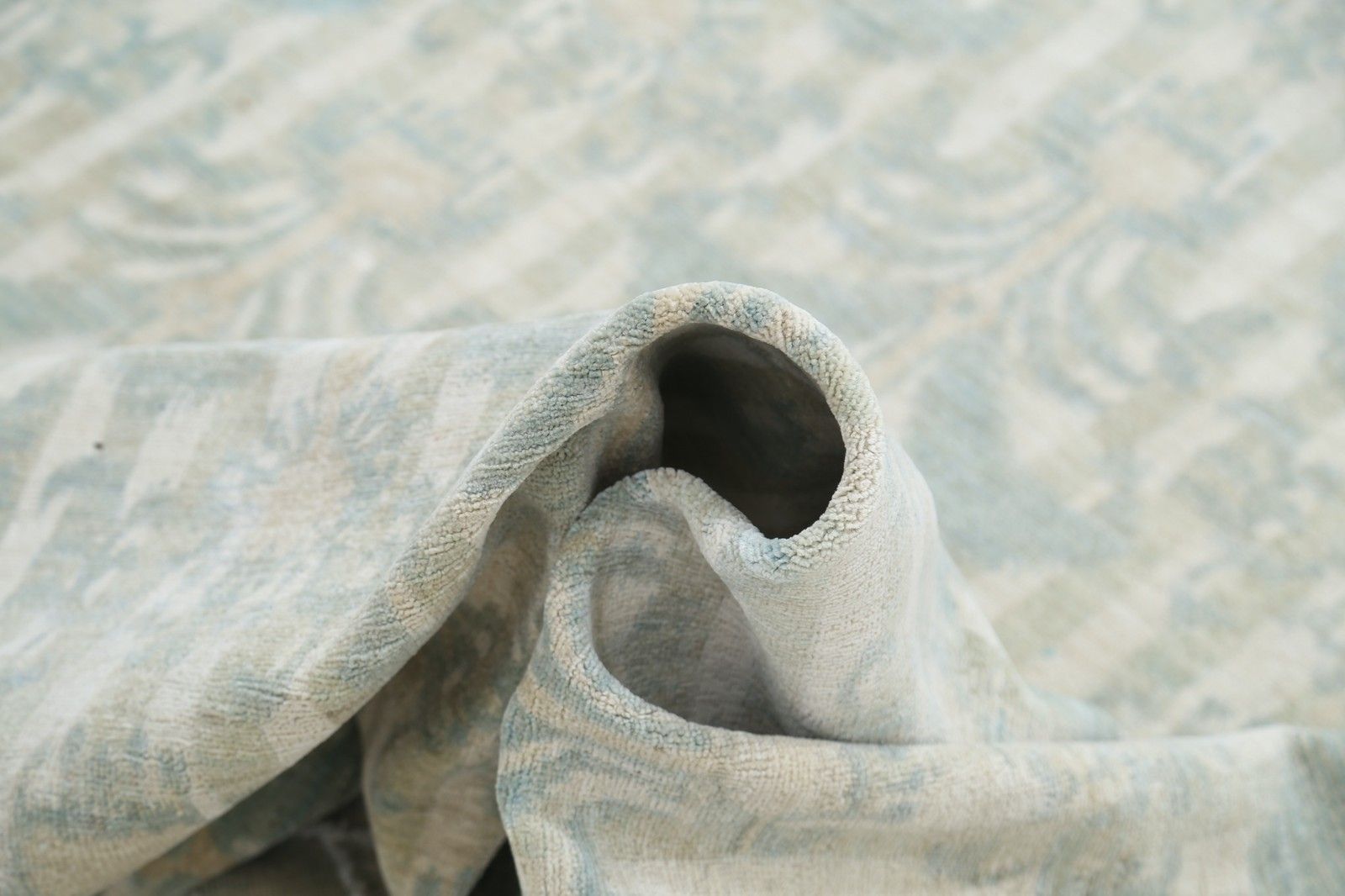 9.8x13.3 Ft Hand Knotted Light Blue, Beige Rug. Traditional Damask Design Carpet photo vinterior