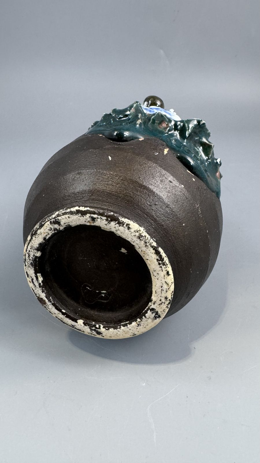 Japanese Sumida Gawa Vase With Monkey, Karako And Seated Woman, Kōko — Meiji / Early Taishō Period photo buy