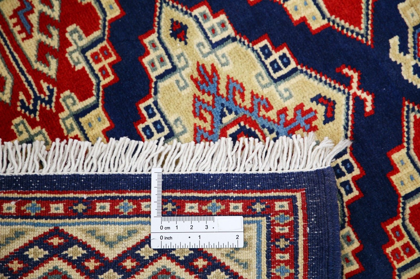 Tapis d'appoint noué à la main, bleu marine, rouge et ivoire, motif médaillon géométrique, 67 x 92 cm photo buy