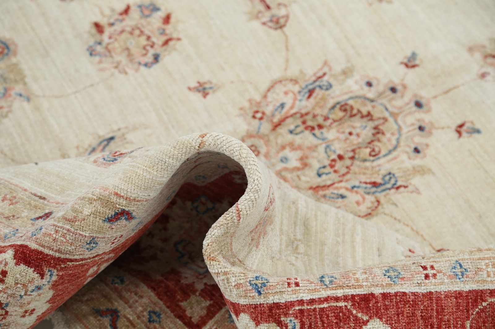 Tapis floral fait main 7x10 pi, beige et rouge. Tapis Oushak traditionnel photo vinterior