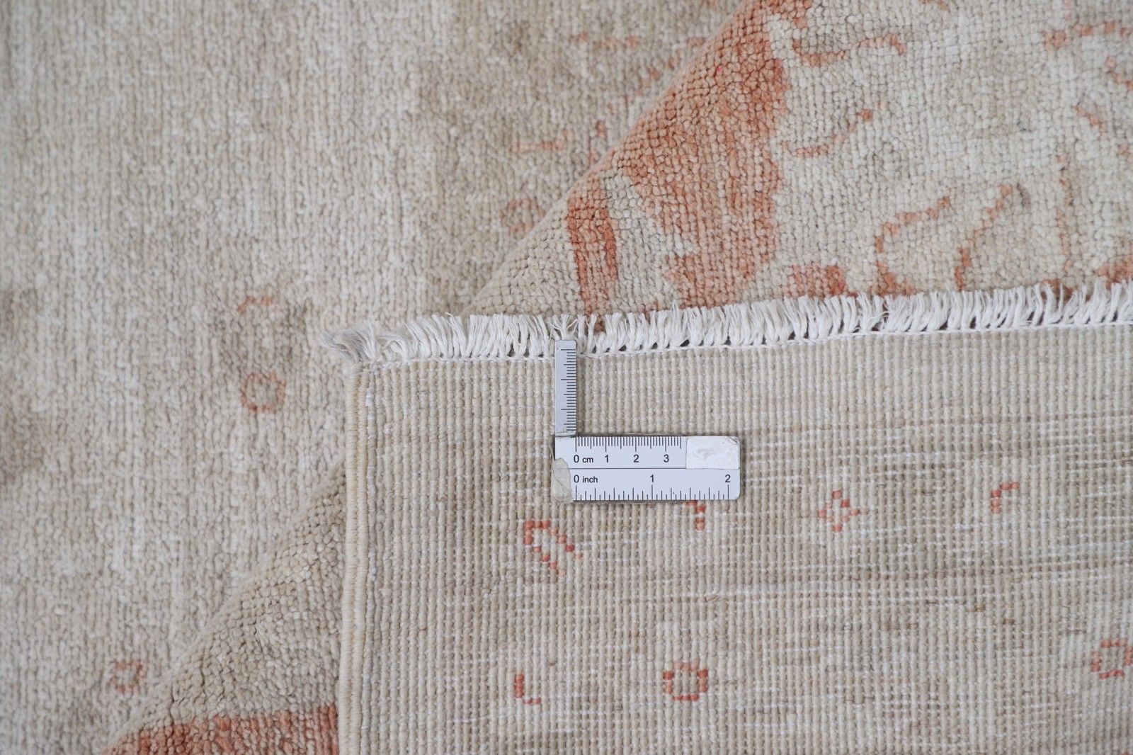 10x13,7 ft handgeknoopt bloemmotief vloerkleed. Traditioneel rood en beige tapijt photo vinterior