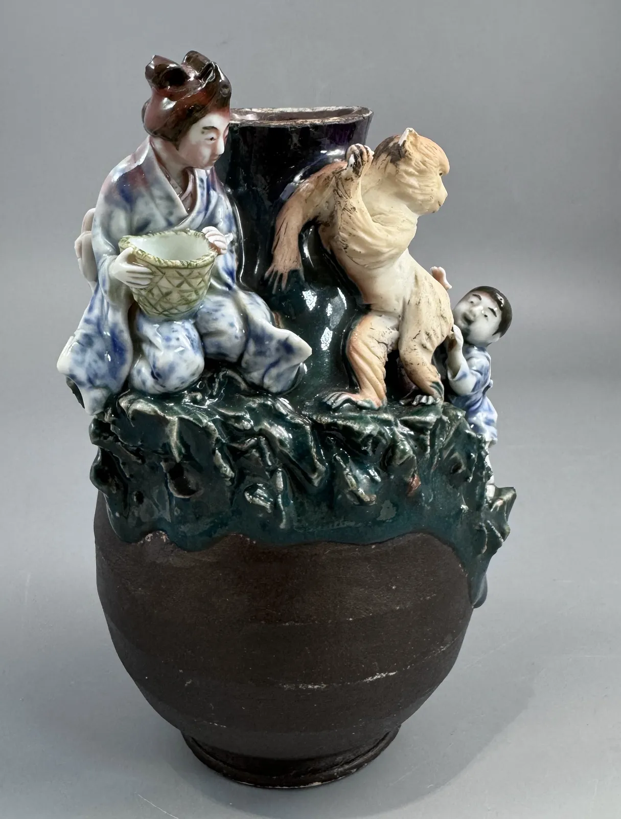 500.0 Japanese Sumida Gawa Vase With Monkey, Karako And Seated Woman, Kōko — Meiji / Early Taishō Period photo