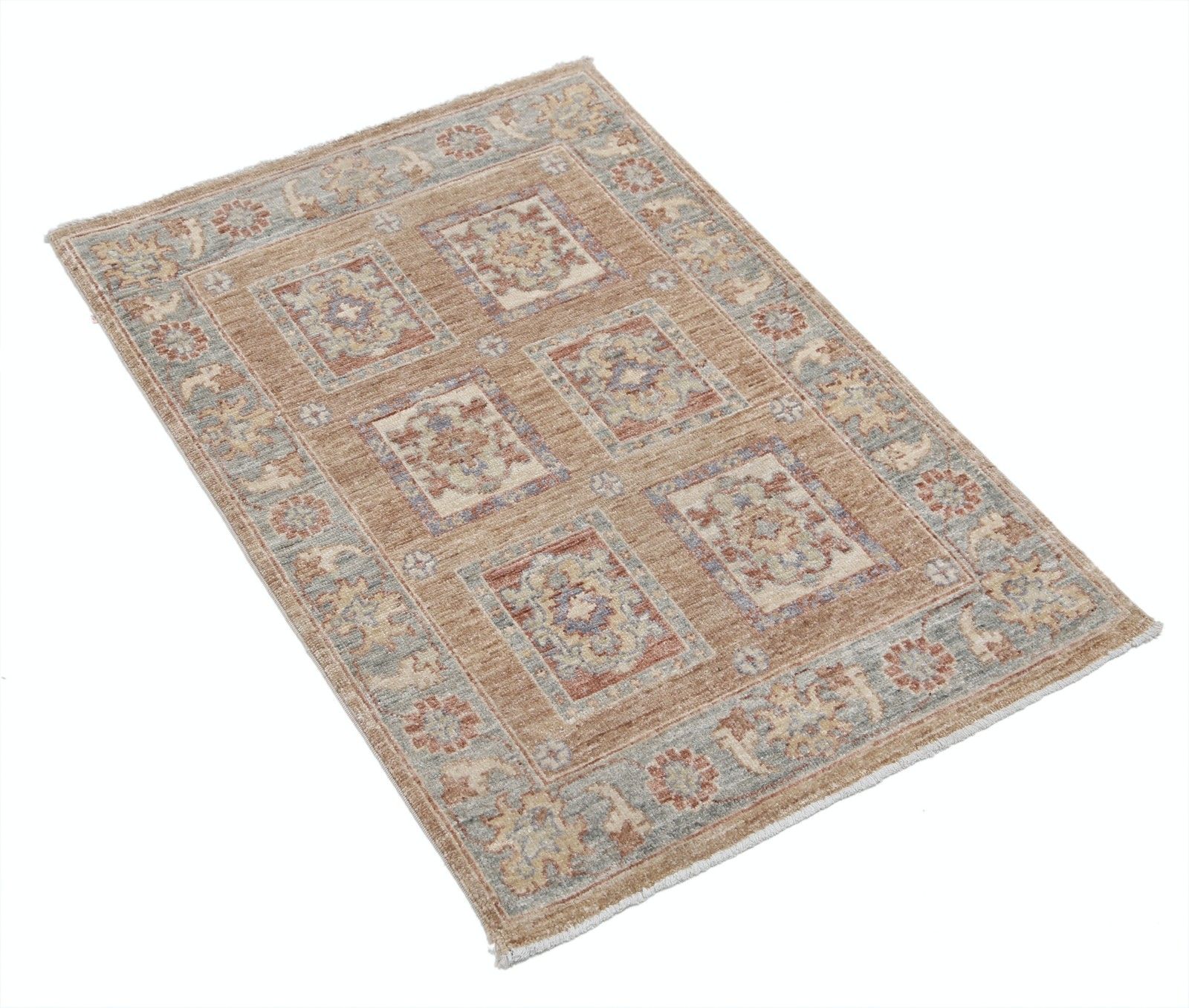 Tapis en laine turque noué à la main, rouge, beige, bleu clair et ivoire, 60 x 90 cm photo furniture