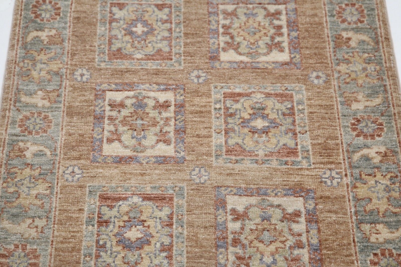 2x3 Ft Handgeknoopt Wollen Vloerkleed in Rood, Beige, Lichtblauw en Ivoor, Turks photo 349.0