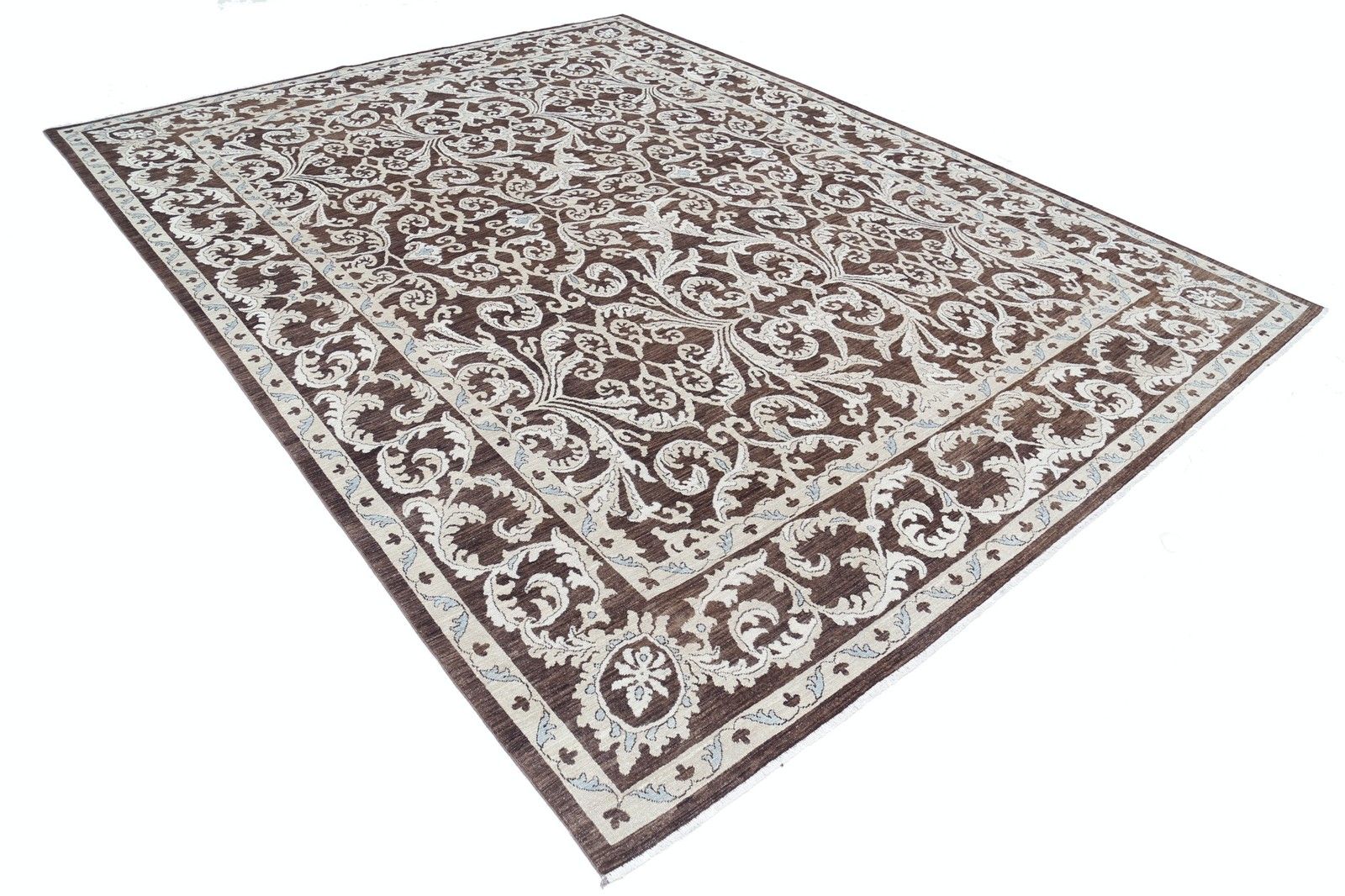 Tapis noué à la main, marron et ivoire, 268 x 350 cm, motif floral turc photo furniture