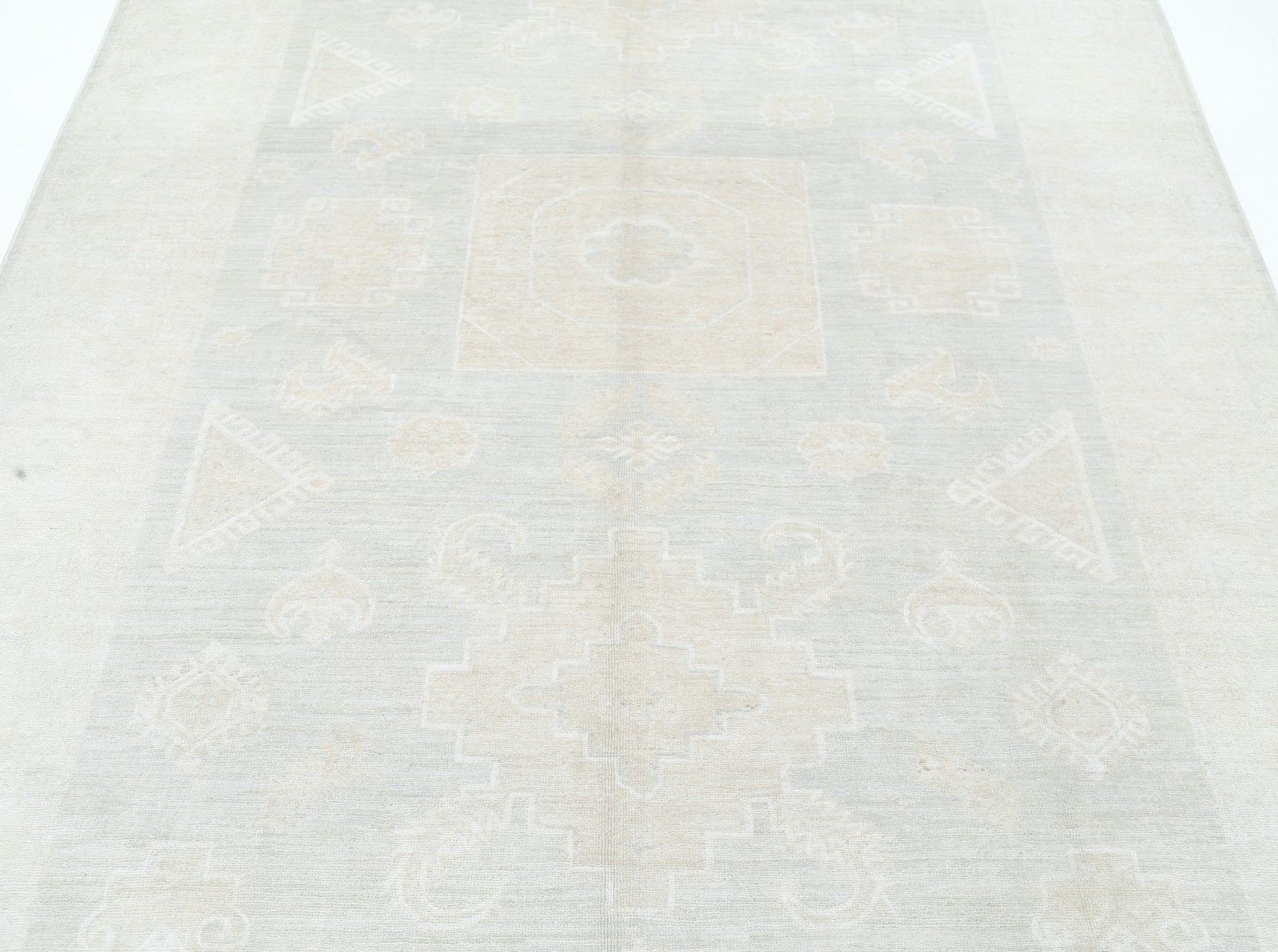 Tapis noué à la main aux tons doux, 191 x 285 cm (6'3" x 9'4"), pour salon et salle à manger photo for sale