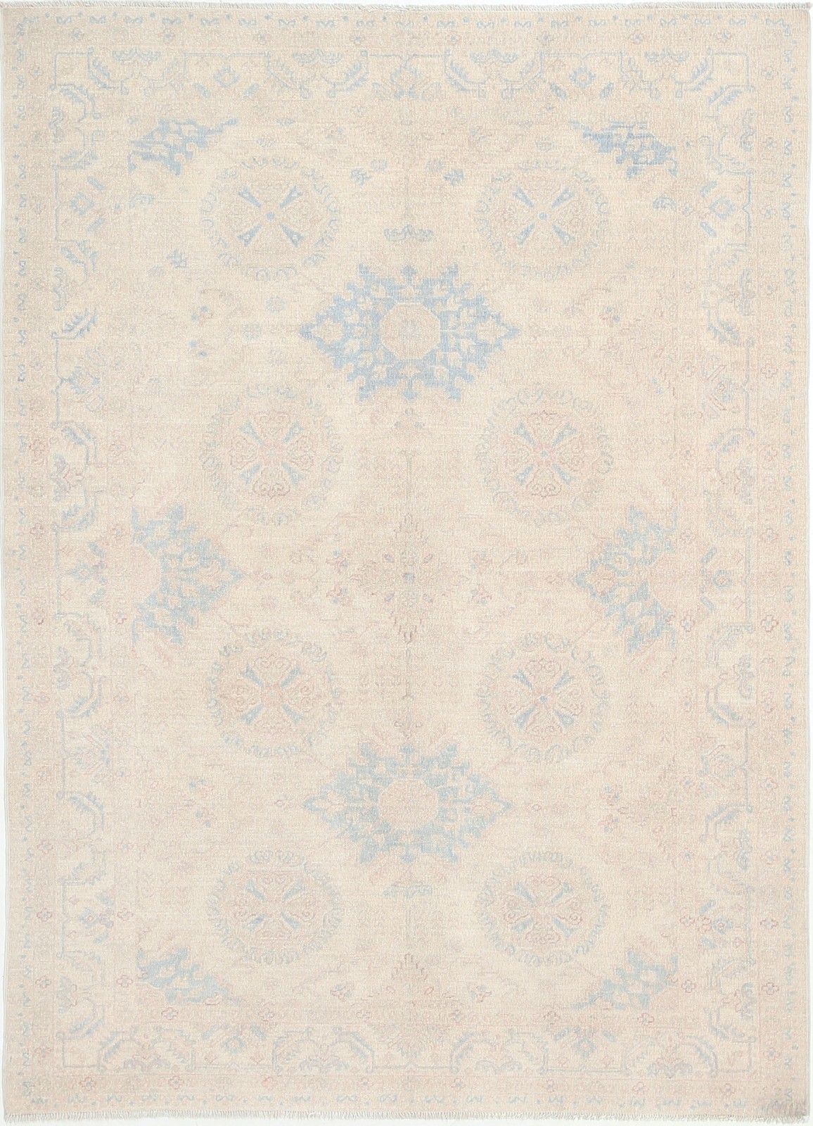 5x7 Ft Handknotted Wool Area Rug. Decorative Soft Toned Rug For Living Room