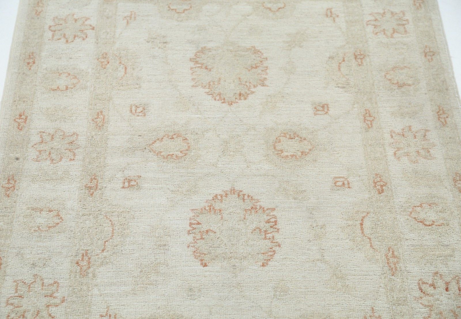 Tapis d'appoint turc noué à la main, motifs floraux, beige, 84 x 122 cm. 100 % laine photo 557.0