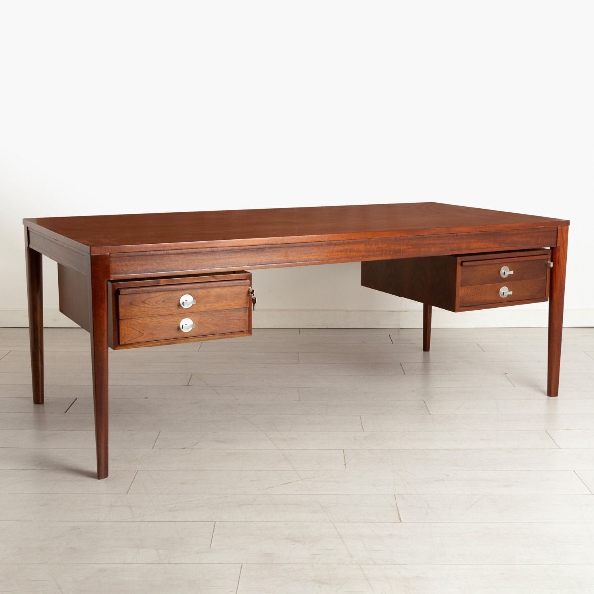Diplomat Desk In Mahogany By Finn Juhl For France & Son / Cado, Denmark C.1965