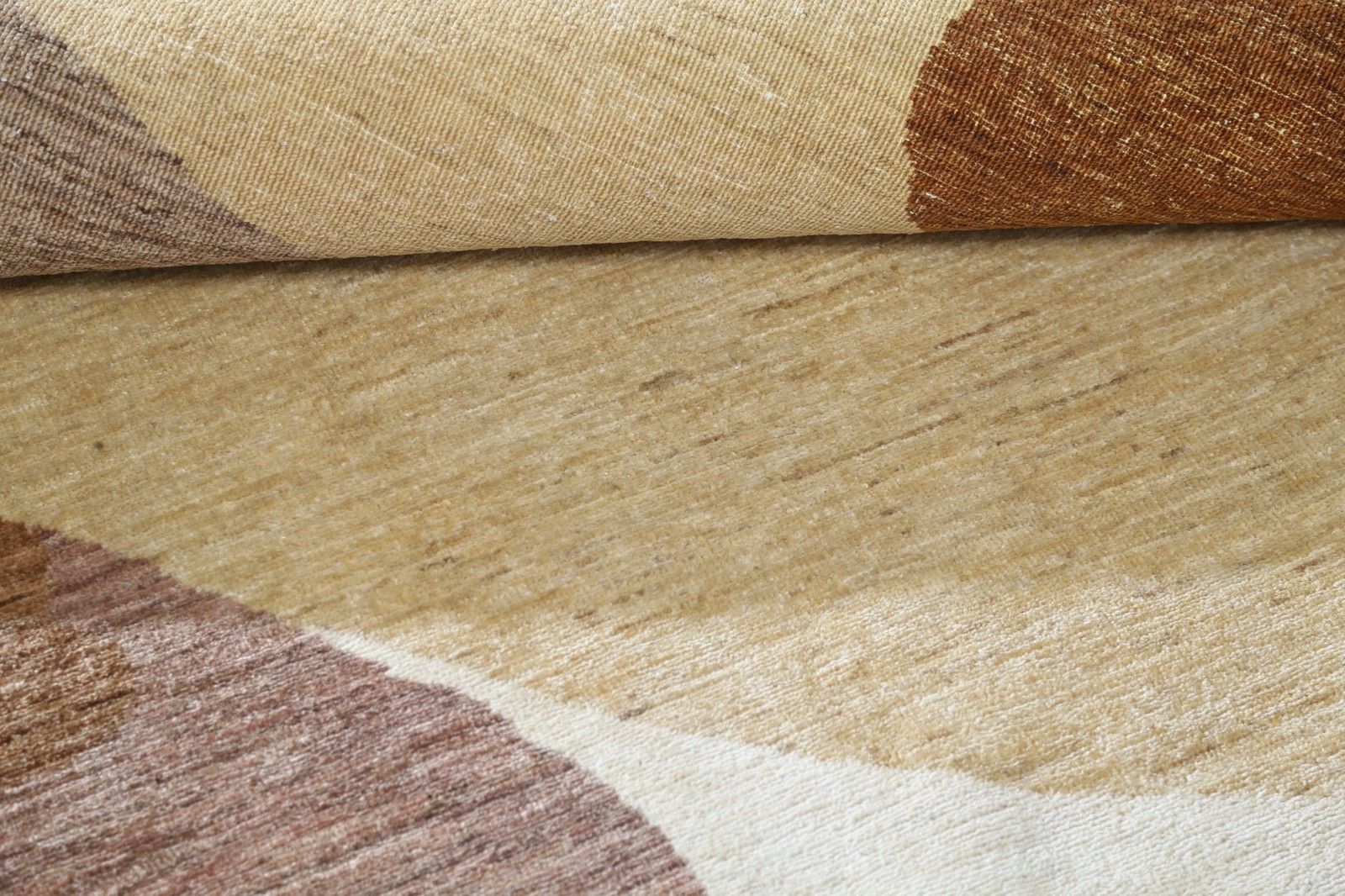 Tapis en laine noué à la main, beige, brun et ivoire, à motif abstrait, 2 x 2,4 m environ photo 2061.0