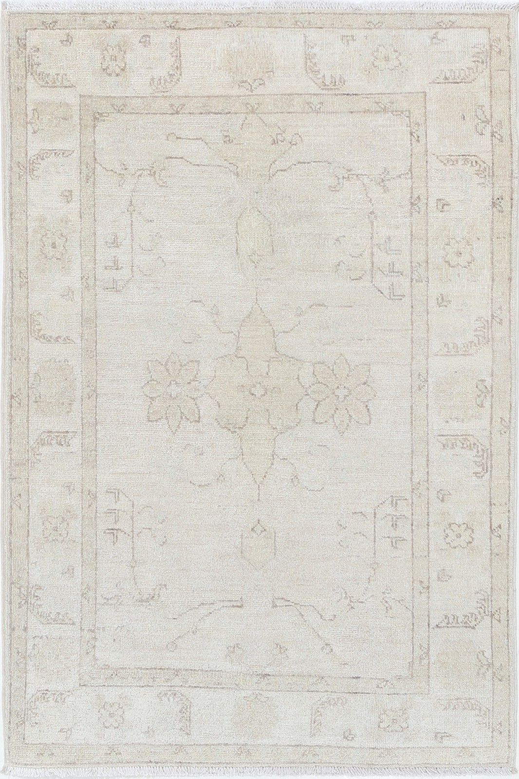 2,6x4 ft handgeknoopt beige Turks wollen vloerkleed. Klein kleed met bloemmotief