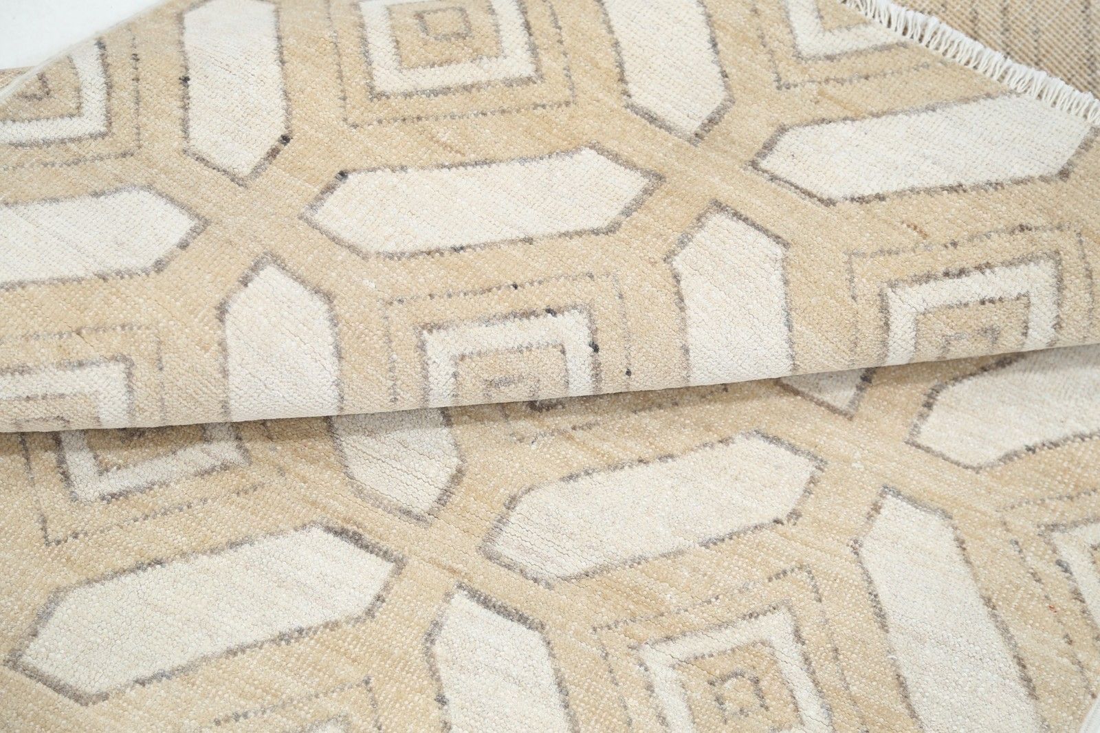 3x5 Ft Hand Knotted Turkish Accent Rug For Entryway And Kitchen. 100% Wool photo vinterior