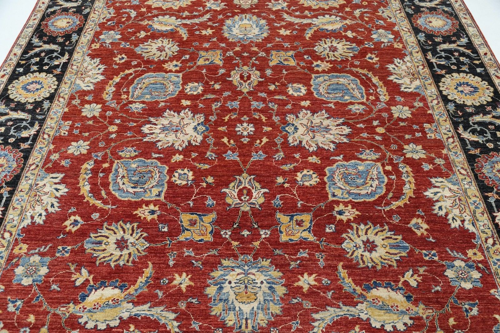 Tapis en laine noué à la main, rouge, bleu marine et beige, 2,47 x 2,88 m. Tapis traditionnel à motifs floraux photo 3908.0