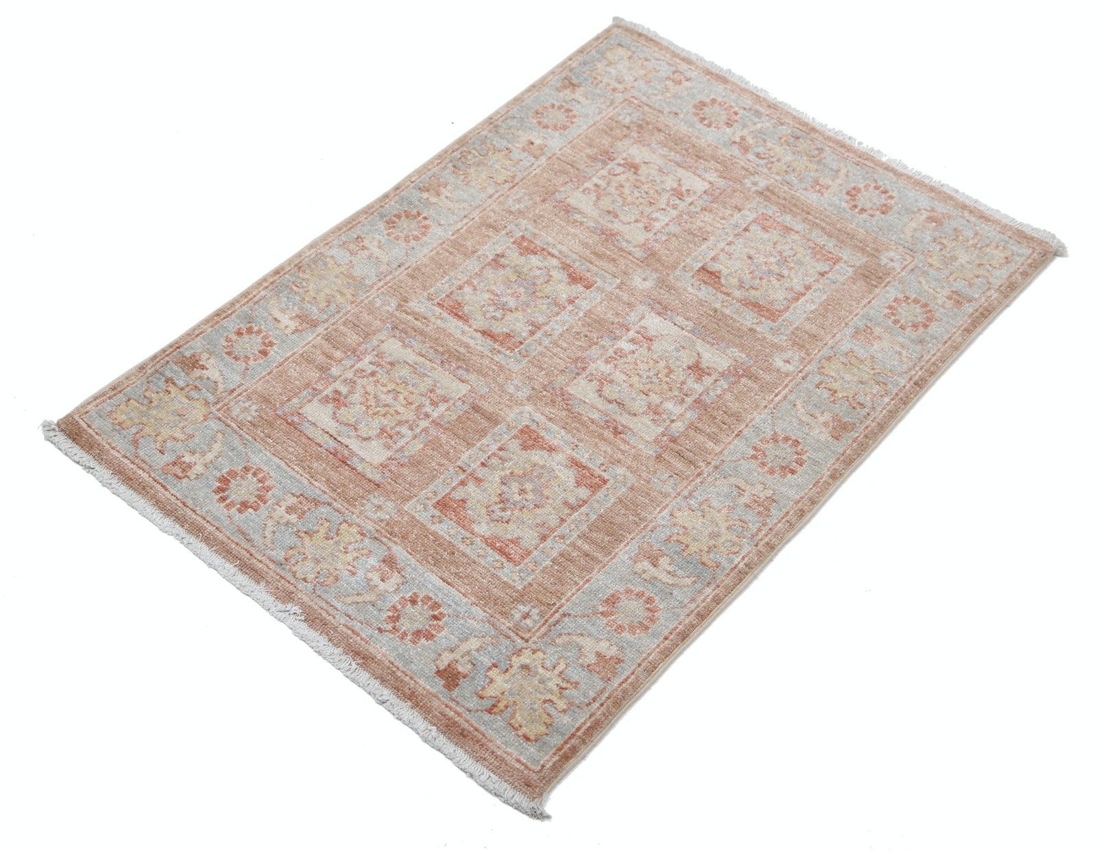 Tapis d'appoint turc noué à la main en laine, 67 x 94 cm, pour intérieurs traditionnels photo for sale