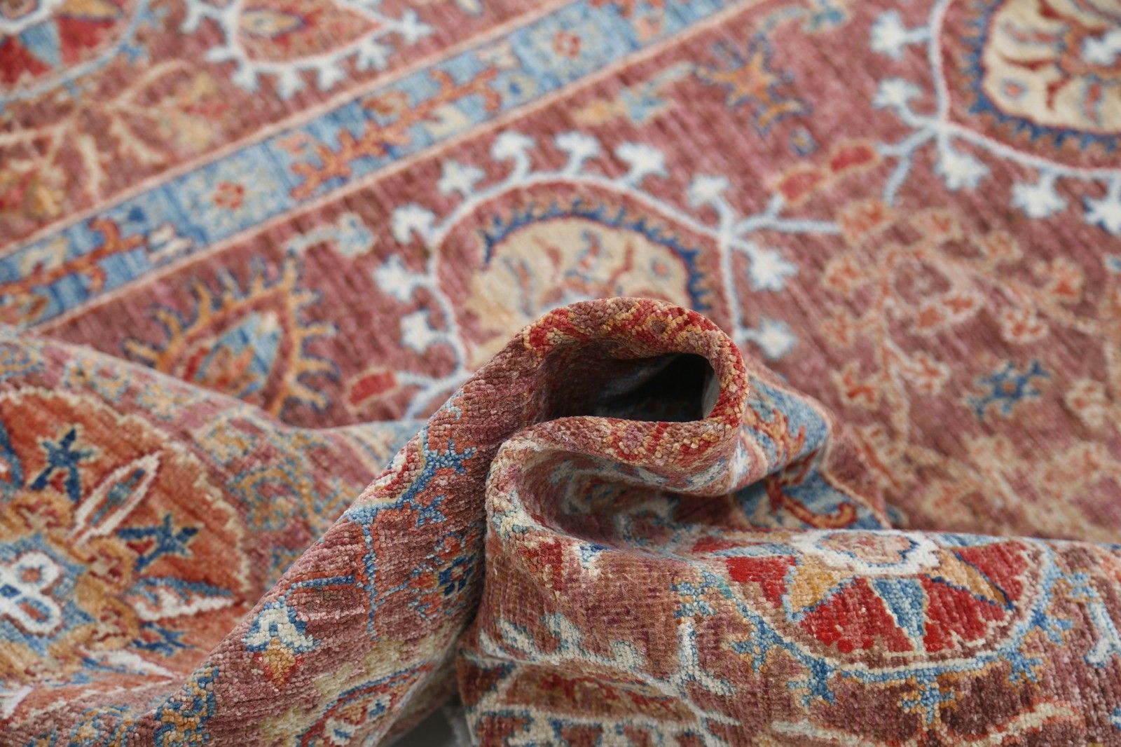 5.7x7.7 Ft Traditional Handmade Rust, Light Blue, Beige Rug With Floral Design photo vinterior