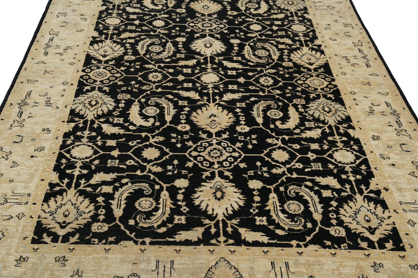 6x9 Ft Hand Knotted Black, Beige Wool Rug. Traditional Floral Pattern Carpet photo 2647.0